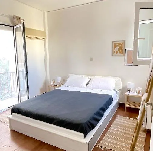 Athens Taratsaki